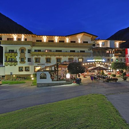 Bergsporthotel Antonie Грис-им-Зельрайн Экстерьер фото