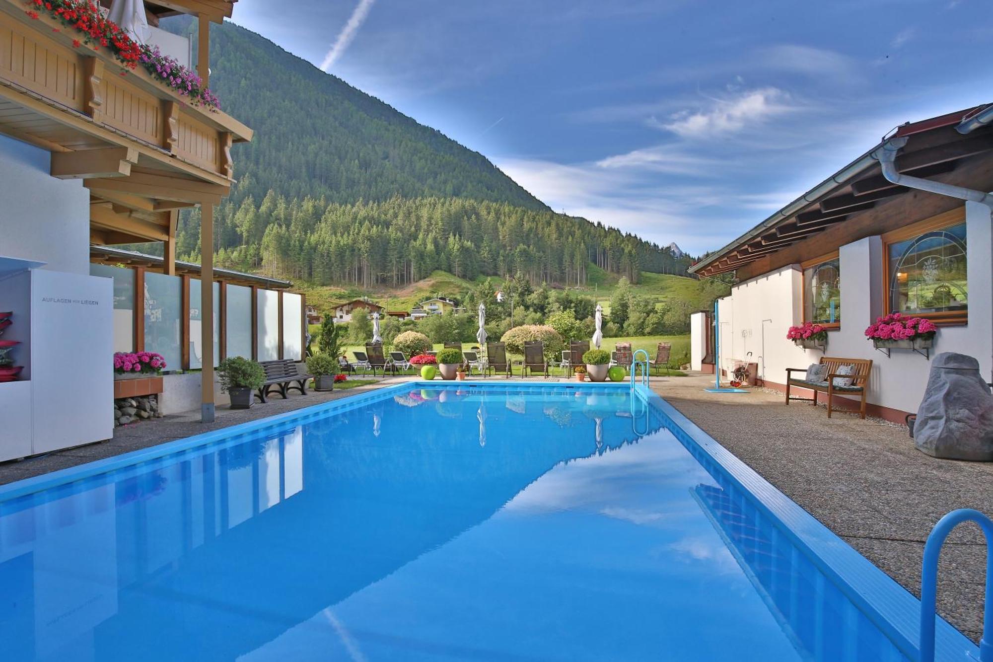 Bergsporthotel Antonie Грис-им-Зельрайн Экстерьер фото